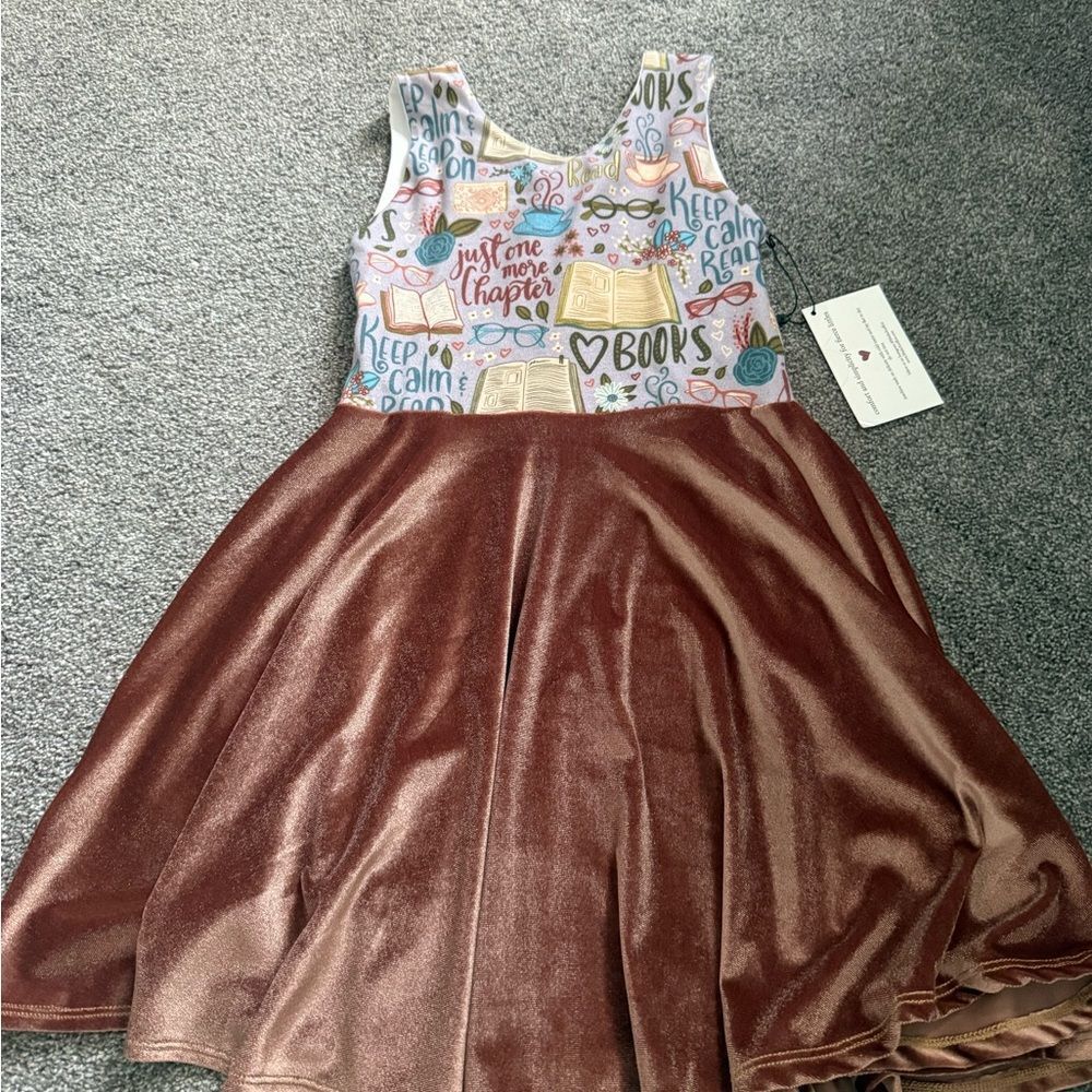 Malia + Kai Book Lover Twirl Velvet Skirt Dress Sz 6
